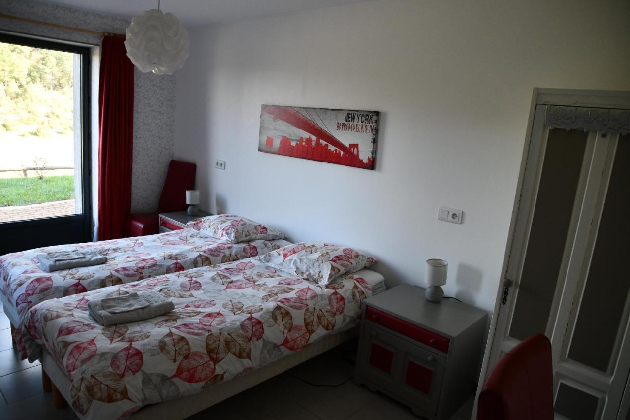 B&B Angueur Montrem Exterior foto
